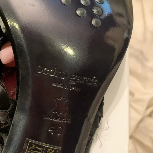 NWB Pedro Garcia Xoco Satin Swarovski Crystal Block Heel Sandal - Picture 6 of 11